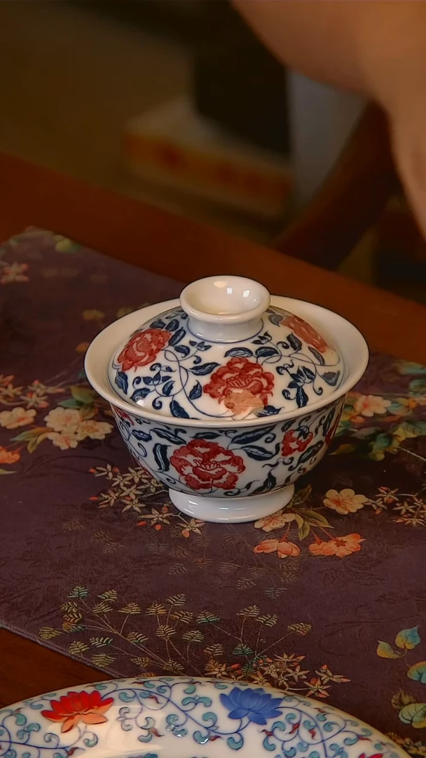 杯手工手绘杯杯很美丽