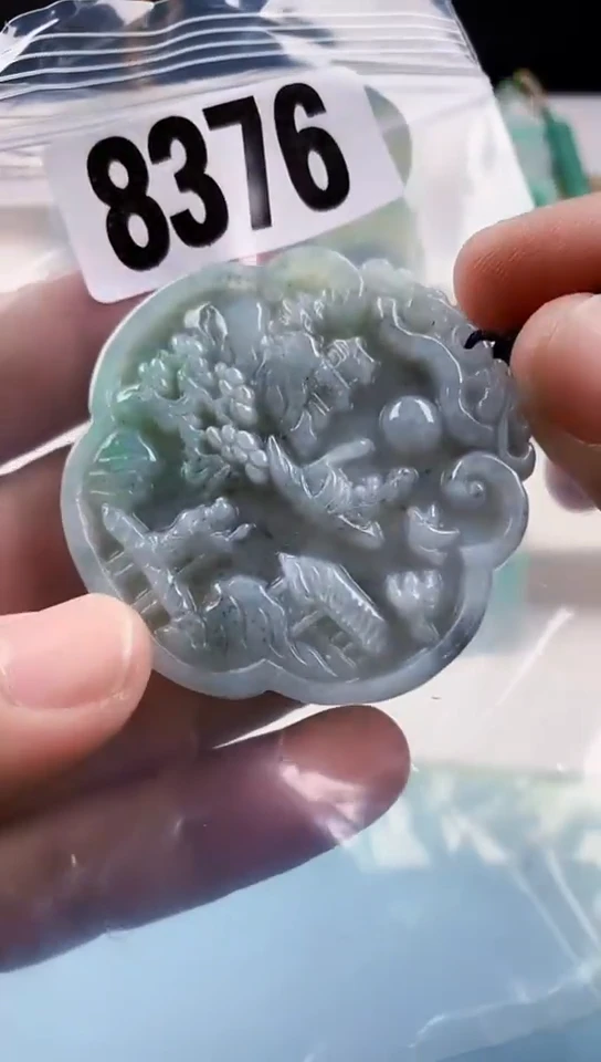 【闪购商品】翡翠颈饰未镶嵌天然翡翠吊坠挂件