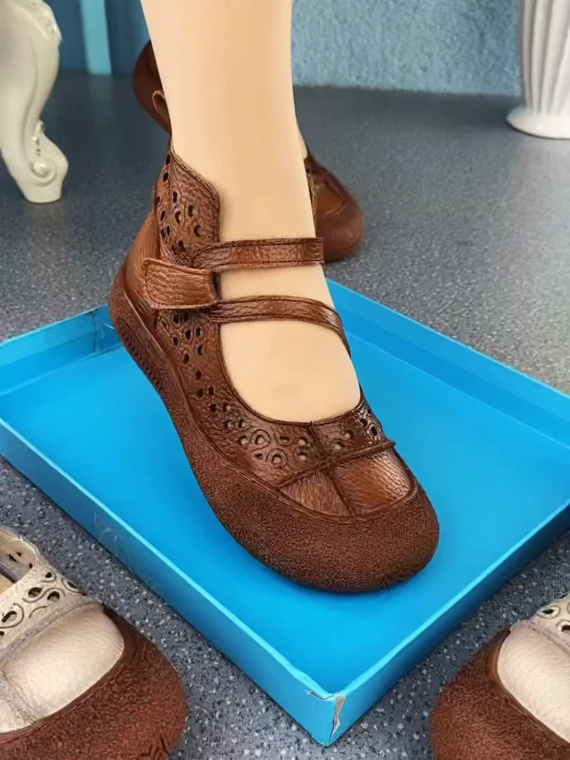 软皮复古软底舒适镂空凉鞋女2025年夏季新款时尚百搭女士休闲凉靴