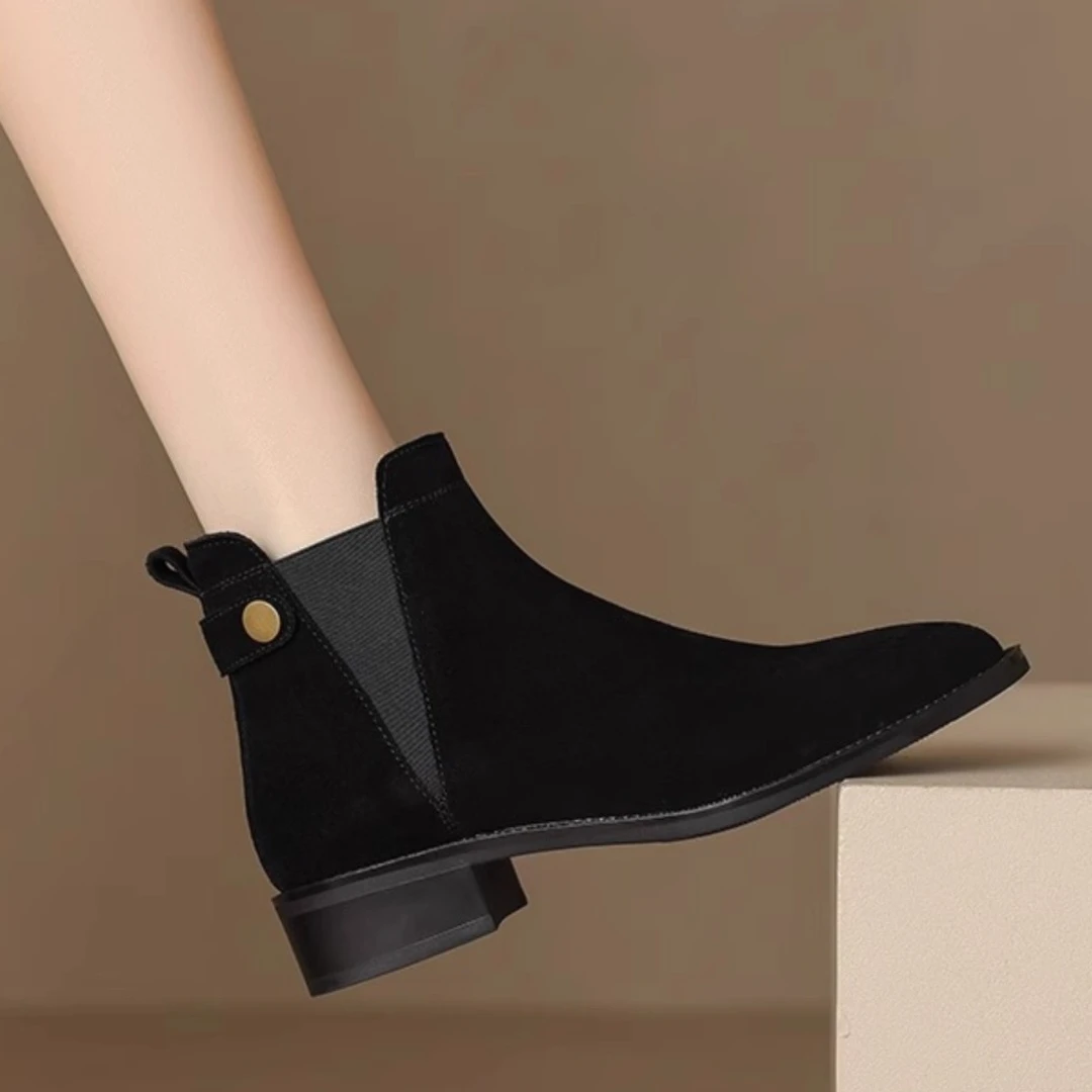 2025冬季新款法式低跟切尔西靴女复古风百搭短靴粗跟磨砂皮小短靴