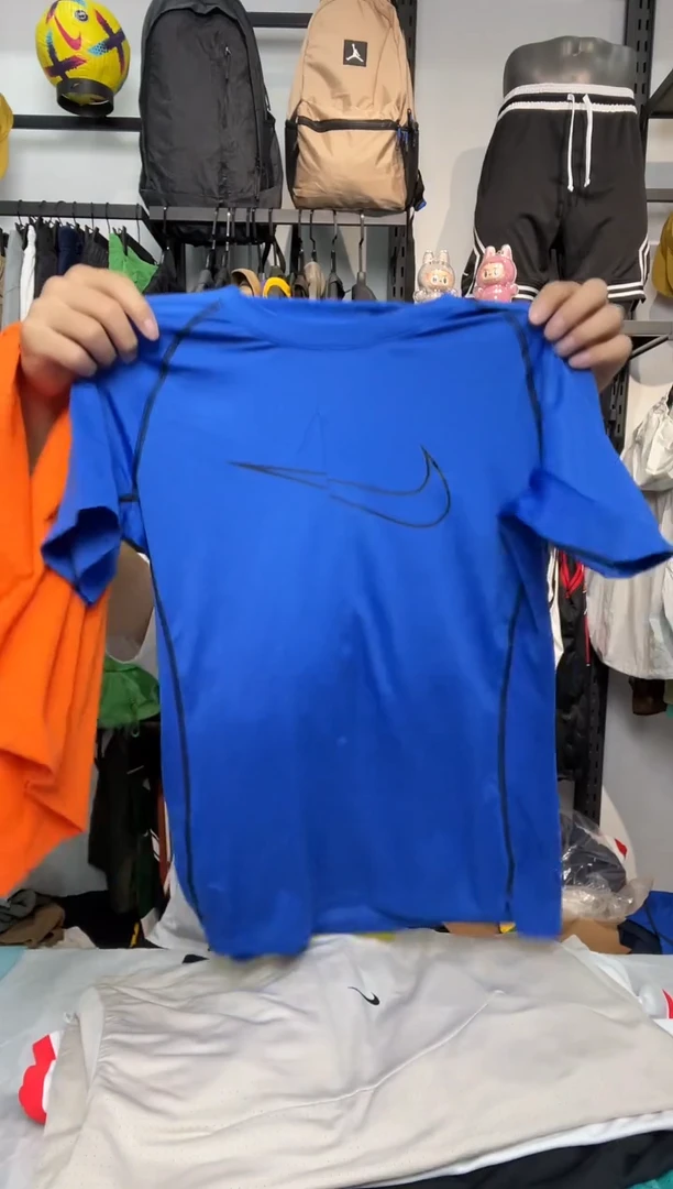 3224编码 耐克卫衣服饰过款为准 尺码