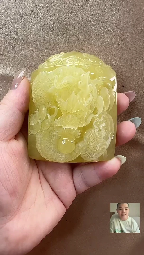 未镶嵌颈饰琥珀吊坠