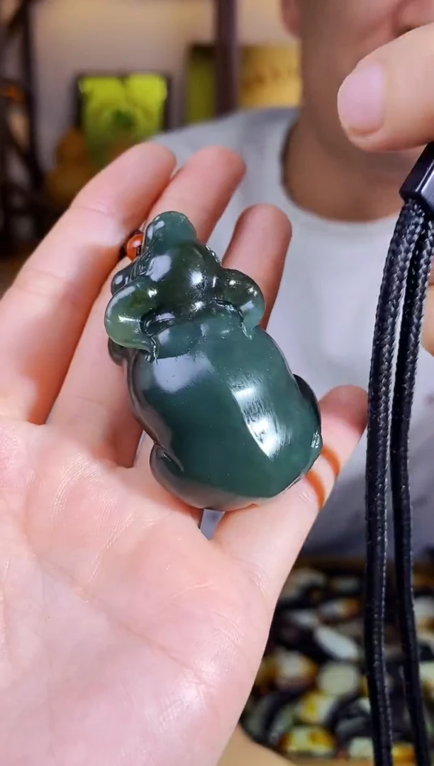 【闪购商品】和田玉颈饰未镶嵌1