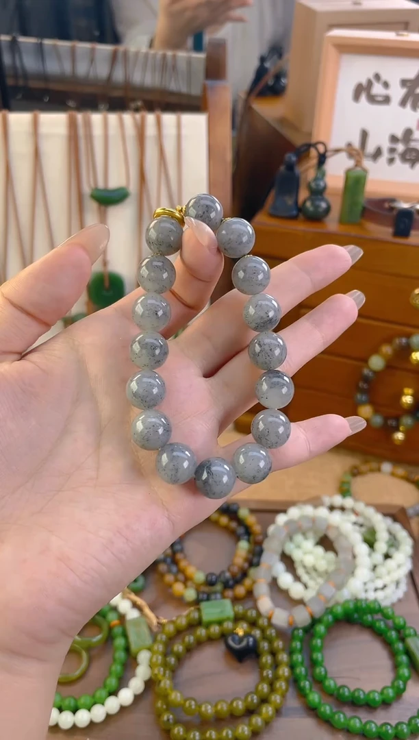 手链18K金镶嵌和田玉点墨