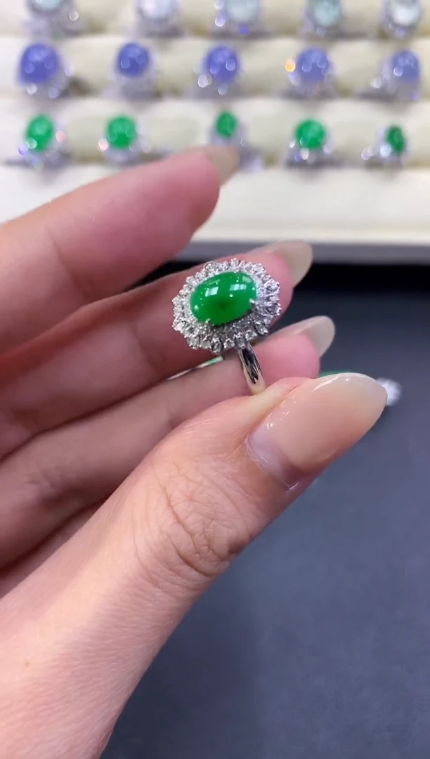 【闪购商品】翡翠戒指18K金镶嵌a89