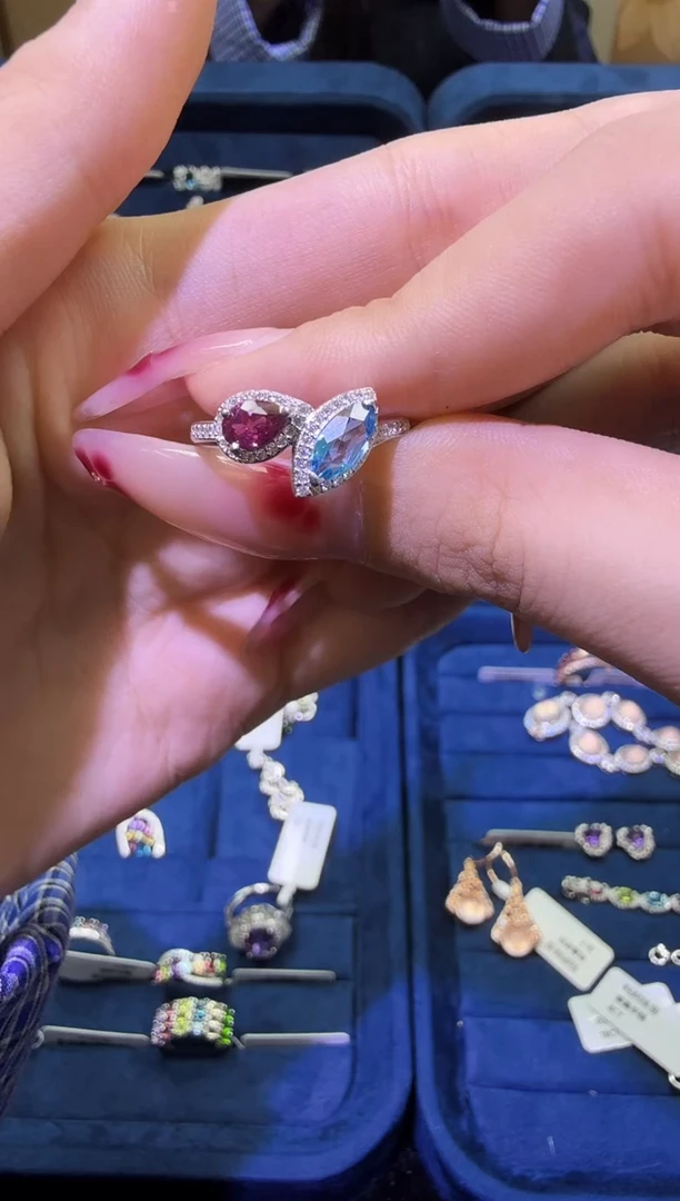 银S925镶嵌戒指托帕石天然宝石