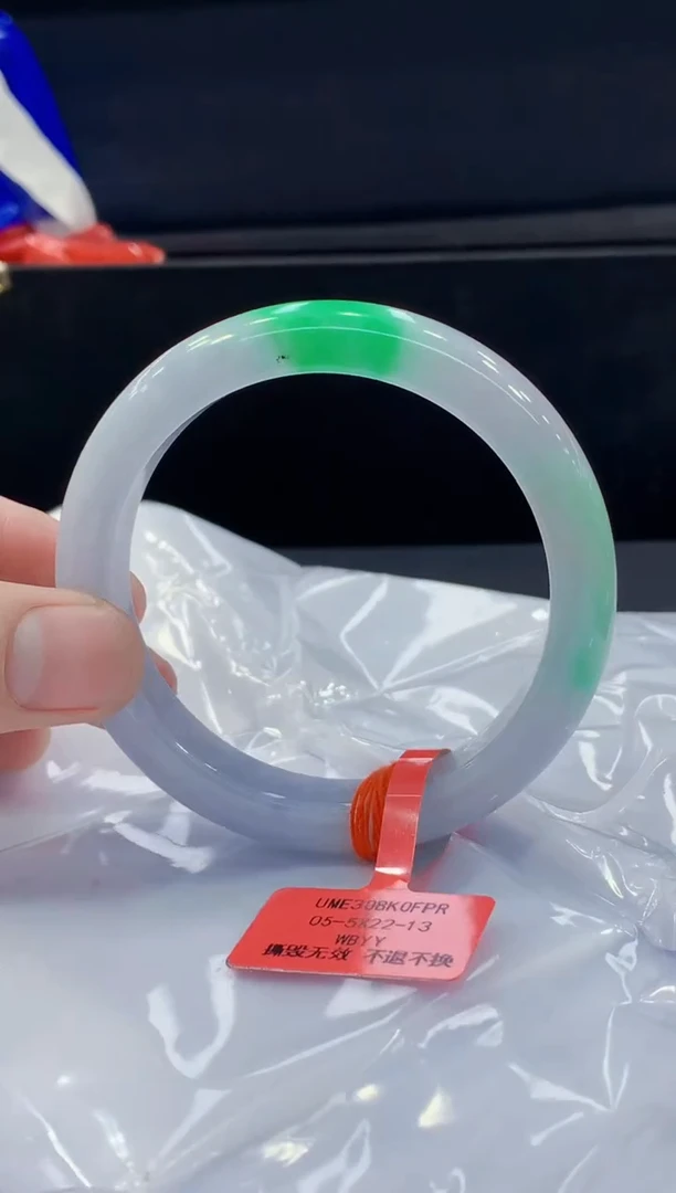 未镶嵌手镯翡翠翡翠手镯