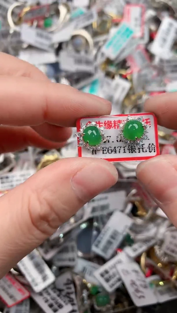 银S925镶嵌戒指翡翠999       9