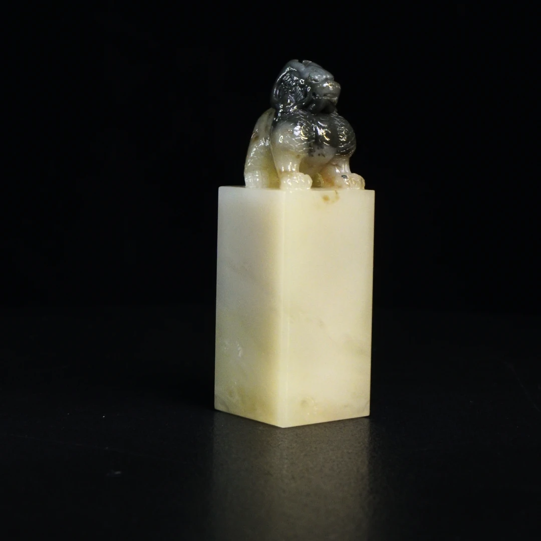 2寿山石高山玛脑貔貅印章55.2克2x2x6.4，1IX