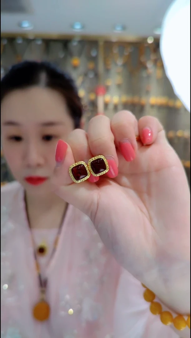 血珀银S925镀金镶嵌珠宝奇石﹣G078琥珀耳坠