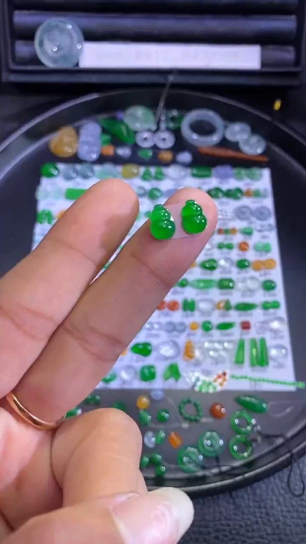 未镶嵌挂件翡翠葫芦