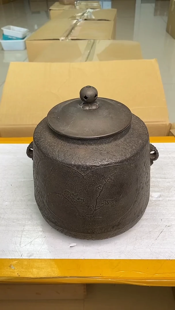 日瓷回流摆件一个