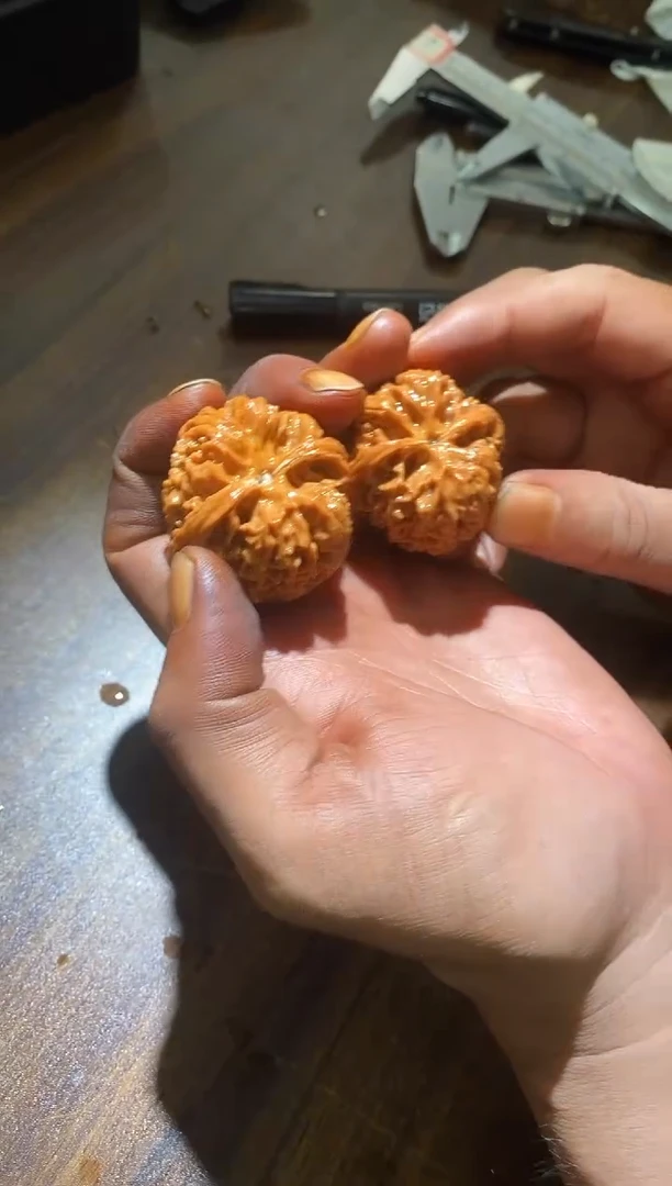 文玩核桃把件【谨慎下单，青皮开起不tui不huan！】野牛1对青皮果