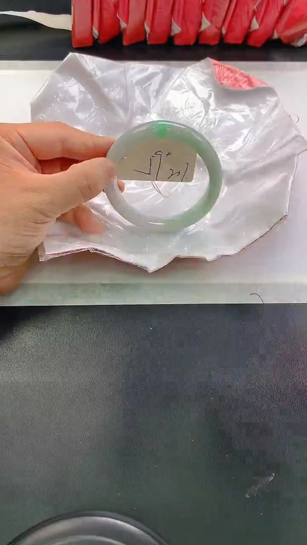 未镶嵌手镯翡翠201