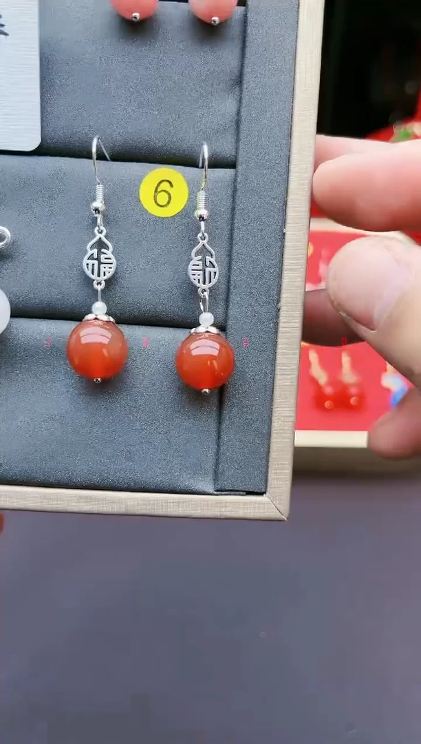 【闪购商品】玛瑙/玉髓耳钉银S925镶嵌230000