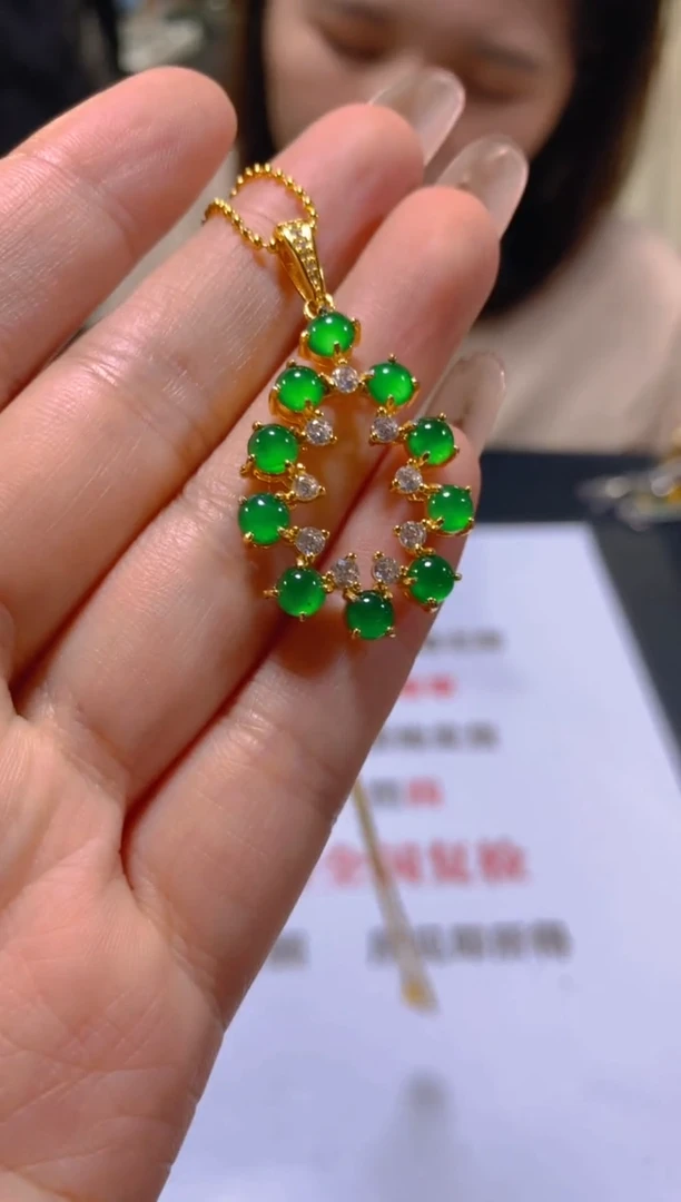 颈饰未镶嵌翡翠多样性发一