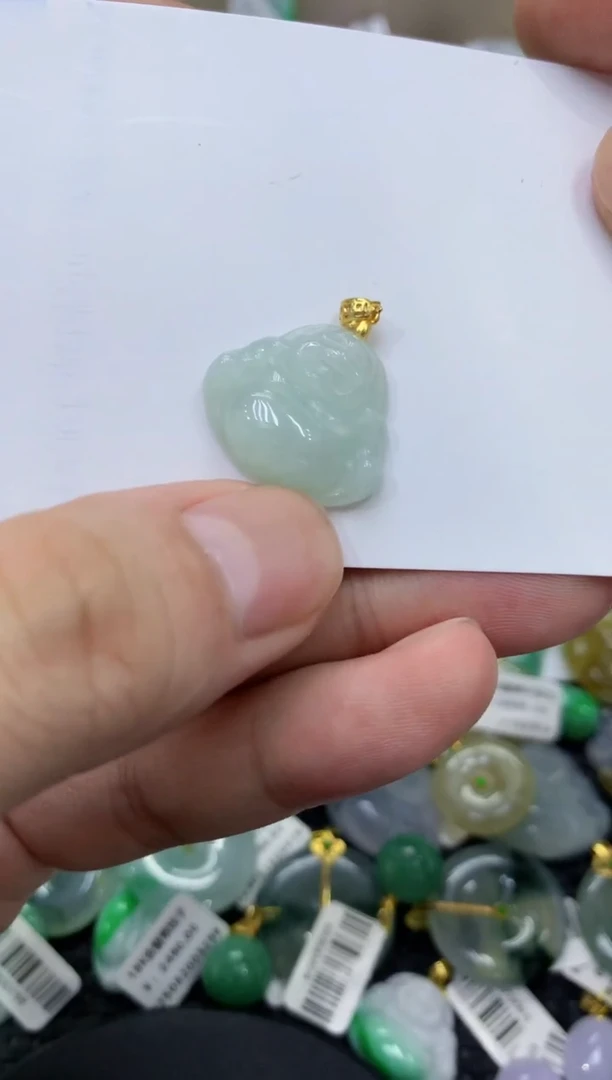 颈饰未镶嵌翡翠天然缅甸翡翠A货