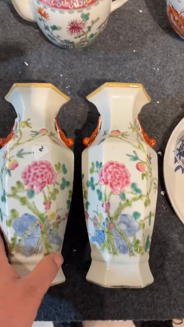 摆件瓷摆件瓷摆件桃子花卉六方瓶