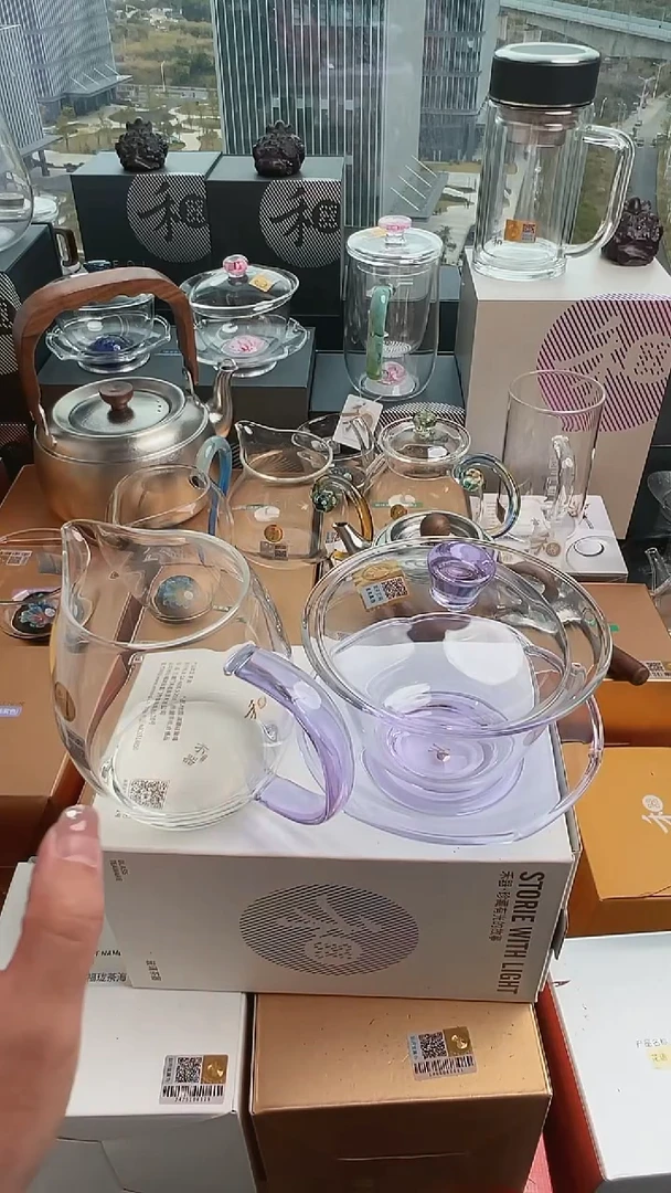 @@禾器澄然茶海琥珀色+禾器荷叶盖碗浅紫色