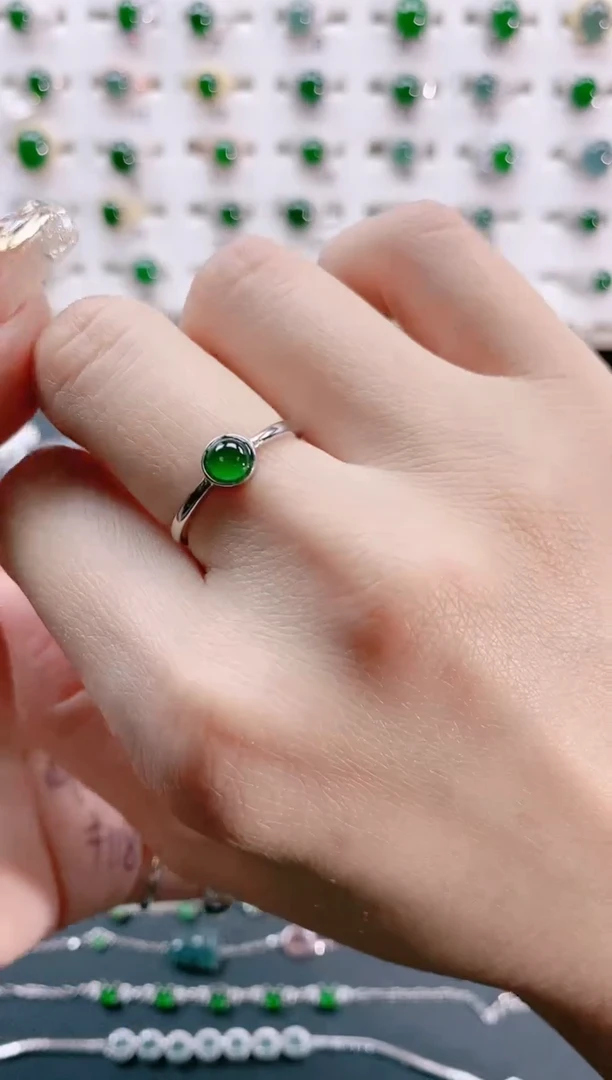 【闪购商品】翡翠戒指银S925镶嵌天然翡翠