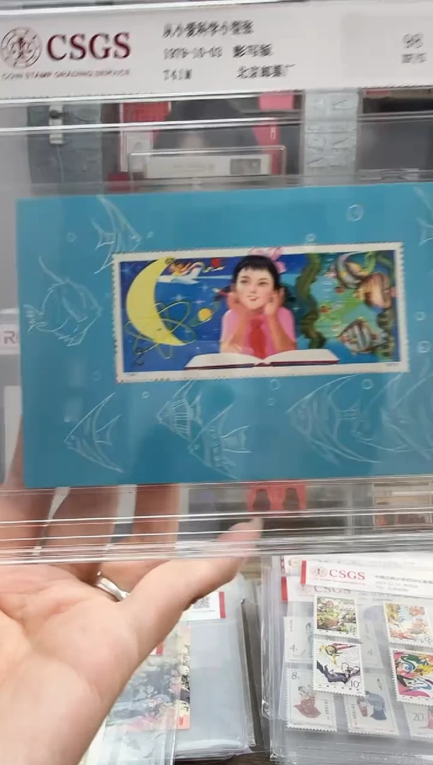 铁****3T41M  大眼妹