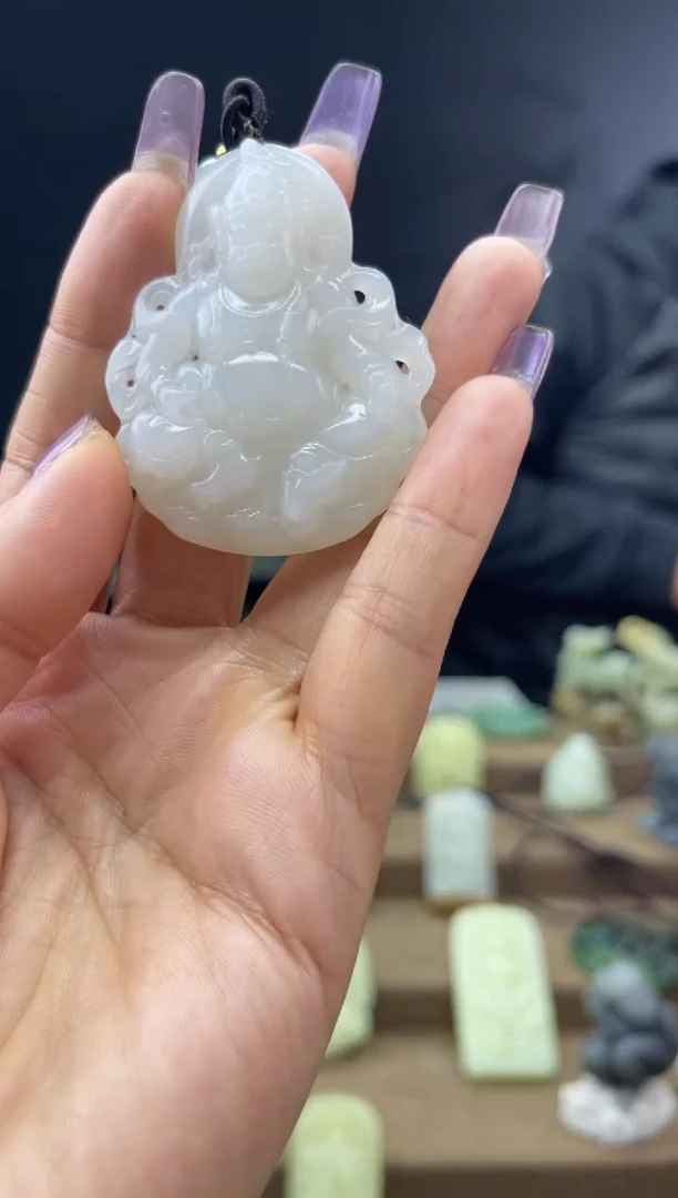 颈饰未镶嵌和田玉1