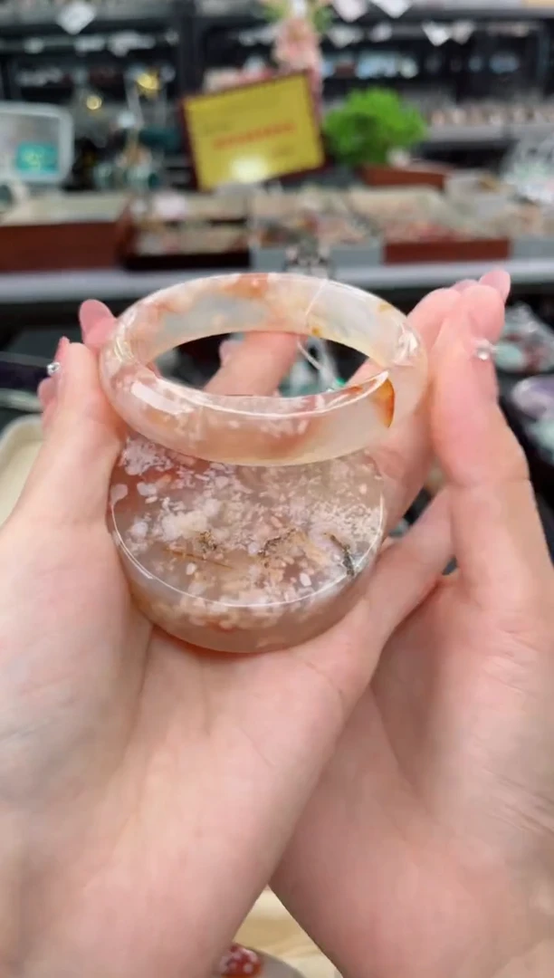 【闪购商品】石英质玉手镯未镶嵌57圈口（赠品镯心）6572189