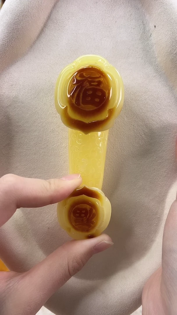 琥珀颈饰未镶嵌吊坠