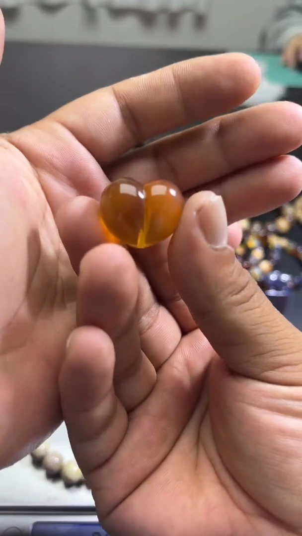 裸石琥珀未镶嵌34