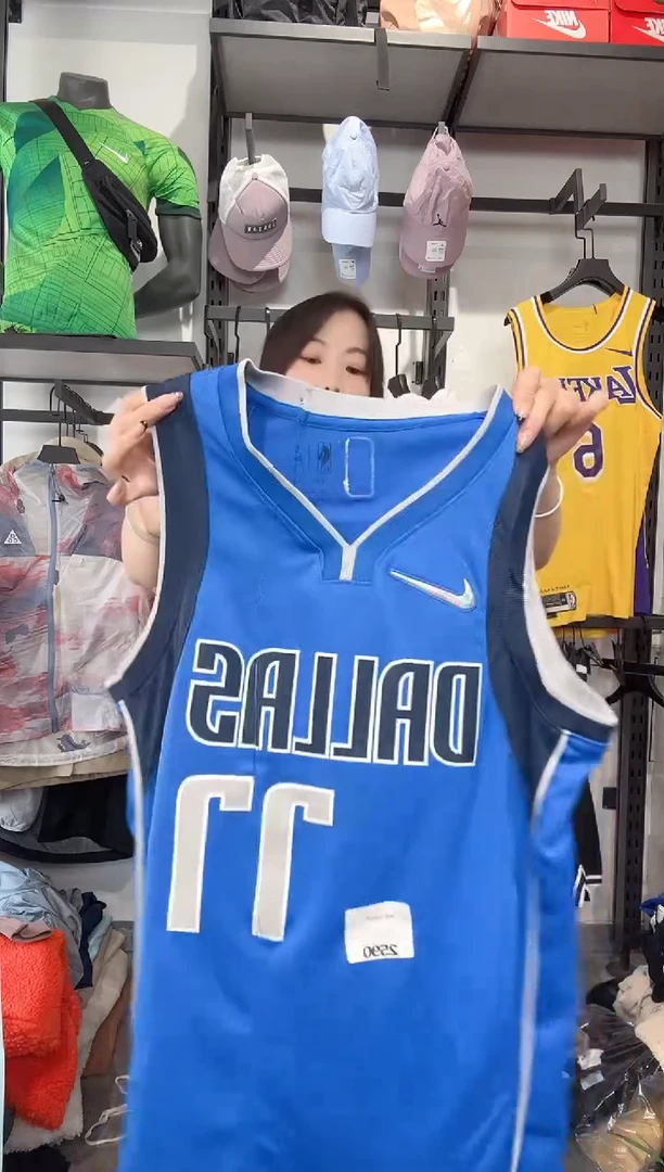 1707  编码 瑕疵款直播间过款为准 尺码