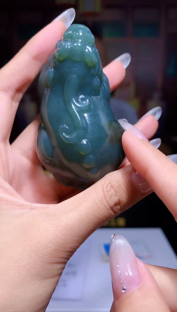 定制和田玉boss天然和田玉（拍一发一）