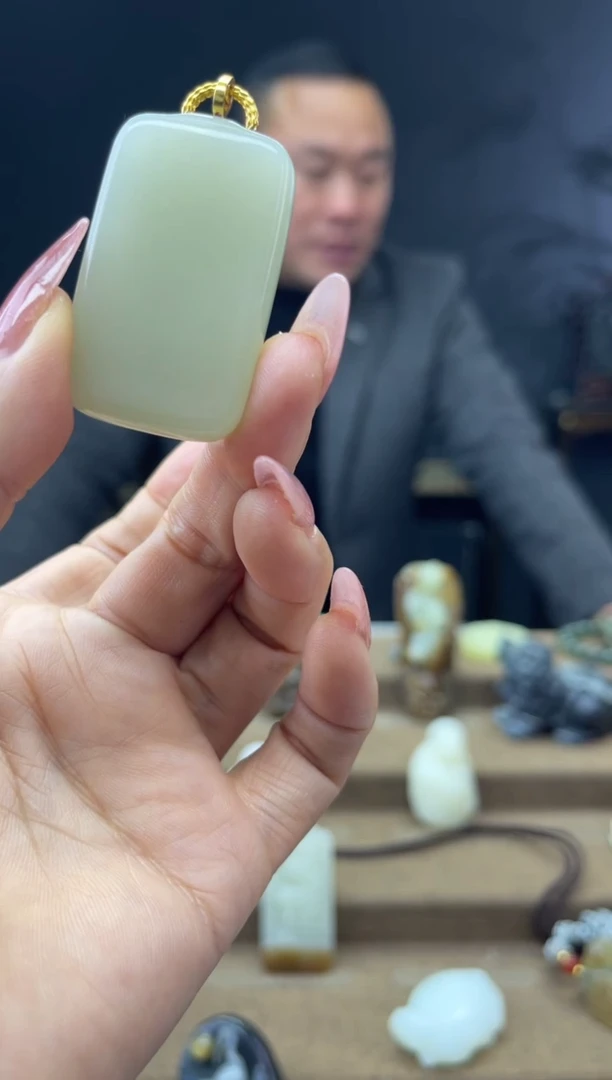 颈饰银S925镶嵌和田玉1