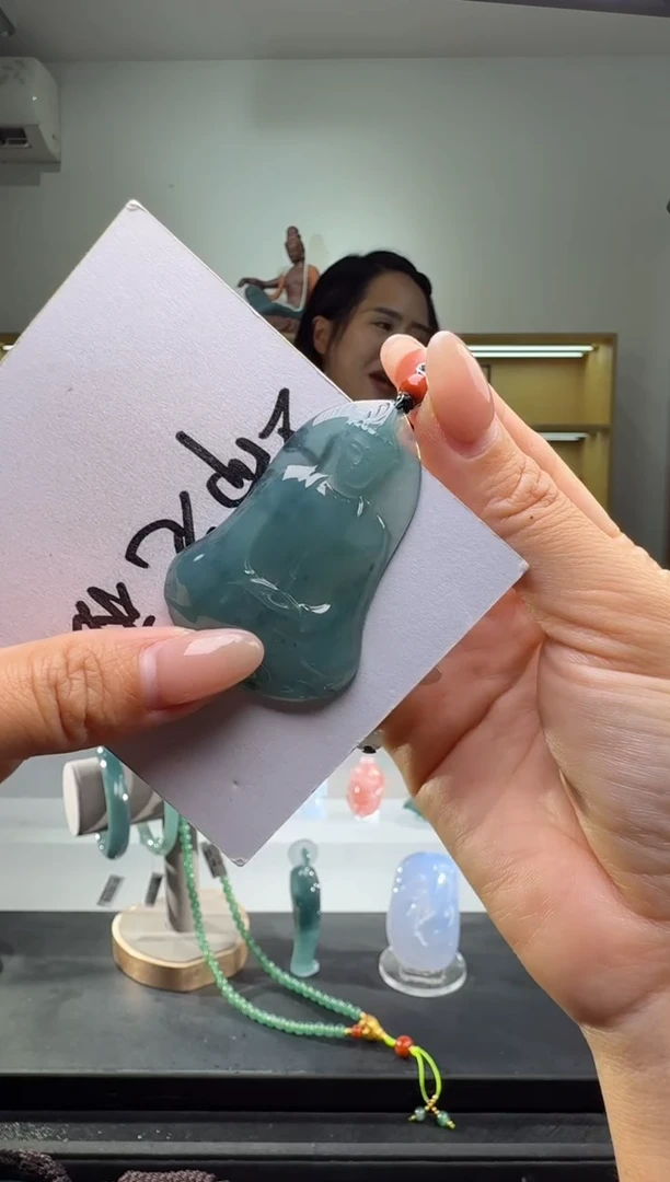 吊坠(不含链)未镶嵌翡翠观音