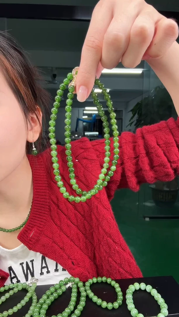 项链未镶嵌和田玉（碧玉）碧玉6mm辣阳绿项链（微矿点）