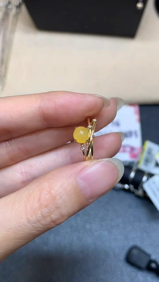 18K金镶嵌戒指翡翠5【无鉴赏期】