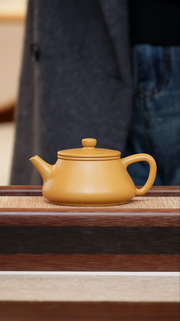 黄金段小石瓢130cc宜兴手工紫砂壶