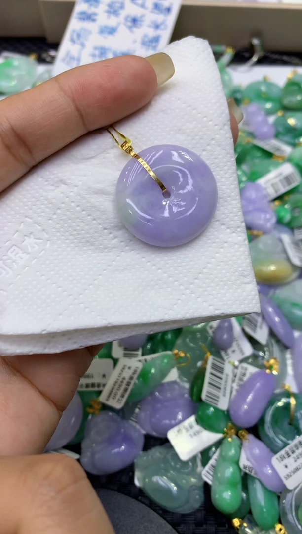 颈饰18K金镶嵌翡翠天然缅甸A货翡翠