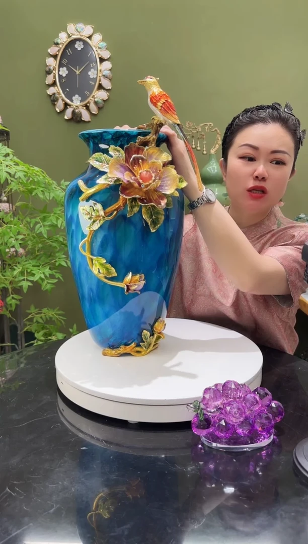 琉璃珐琅彩大号花瓶，喜上眉梢
