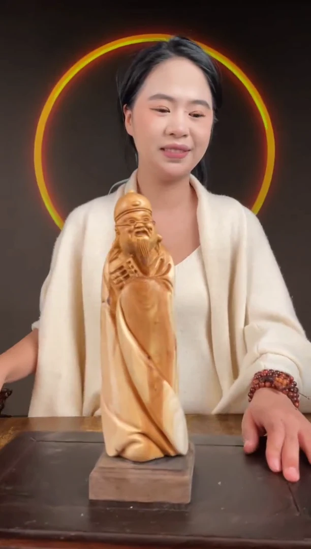 柏木（崖柏）手工摆件,先抢先得! 编号:160