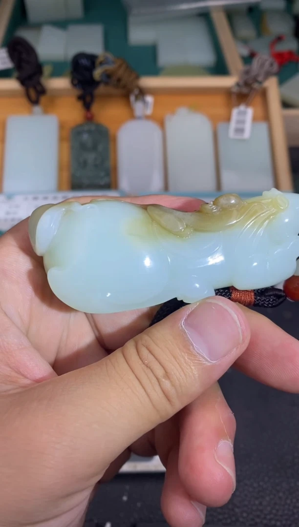 颈饰未镶嵌和田玉和田玉