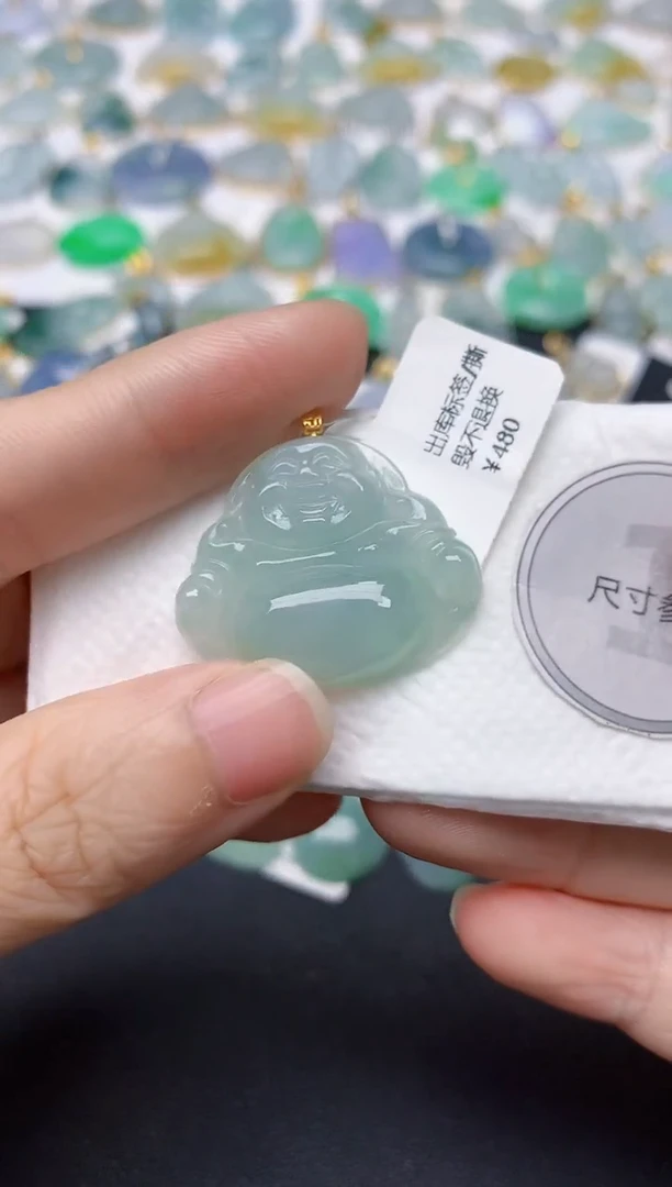 翡翠18K金镶嵌颈饰天然缅甸A货翡翠