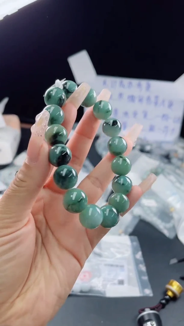 未镶嵌定制翡翠珠串