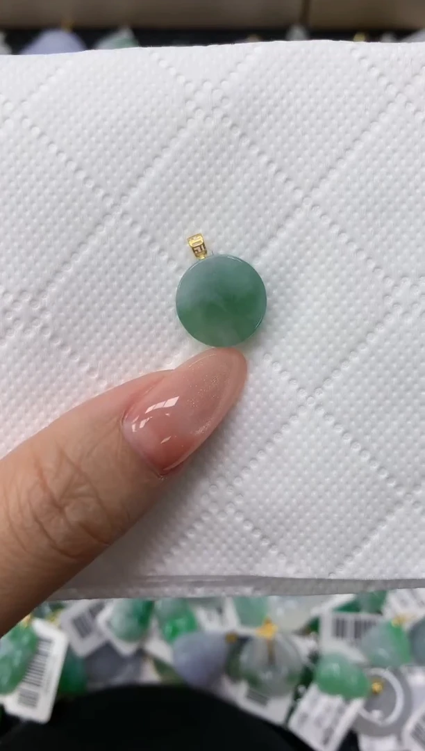 颈饰未镶嵌翡翠1111111111