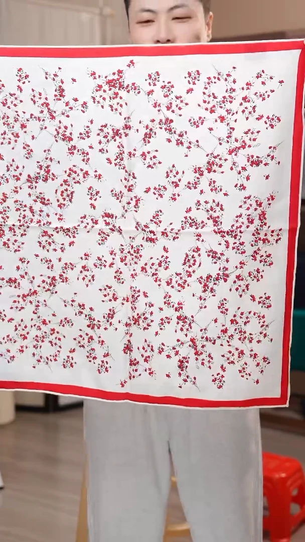 丝绸丝毛丝巾65*65