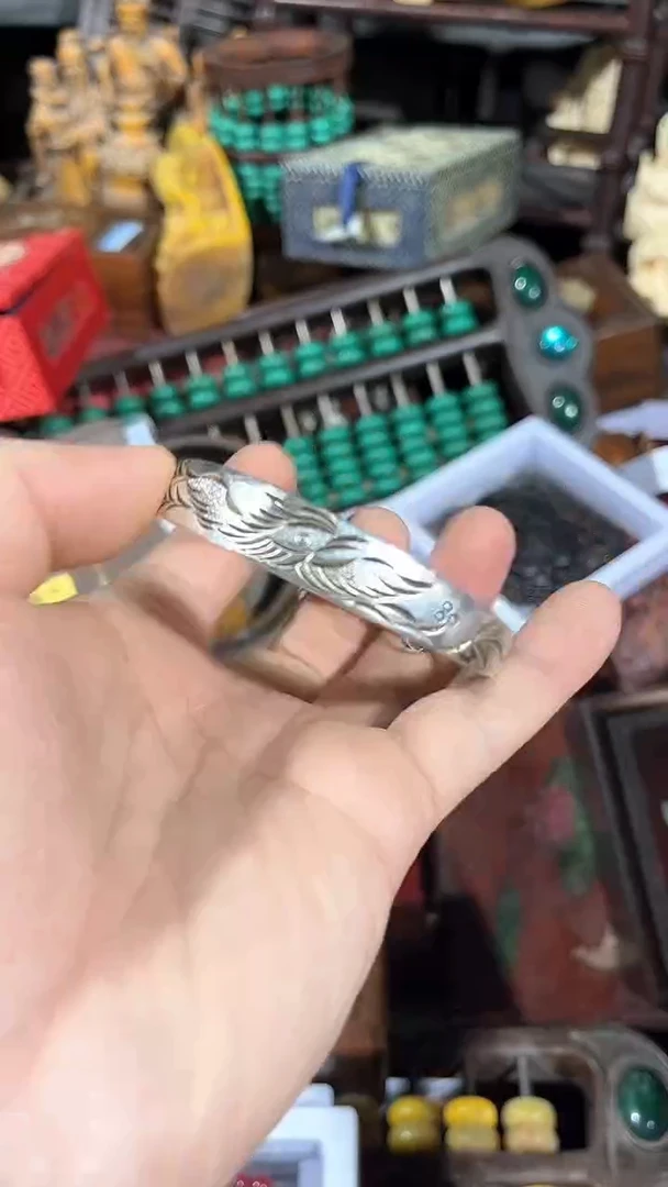 【闪购商品】滴血莲花菩提吊坠1