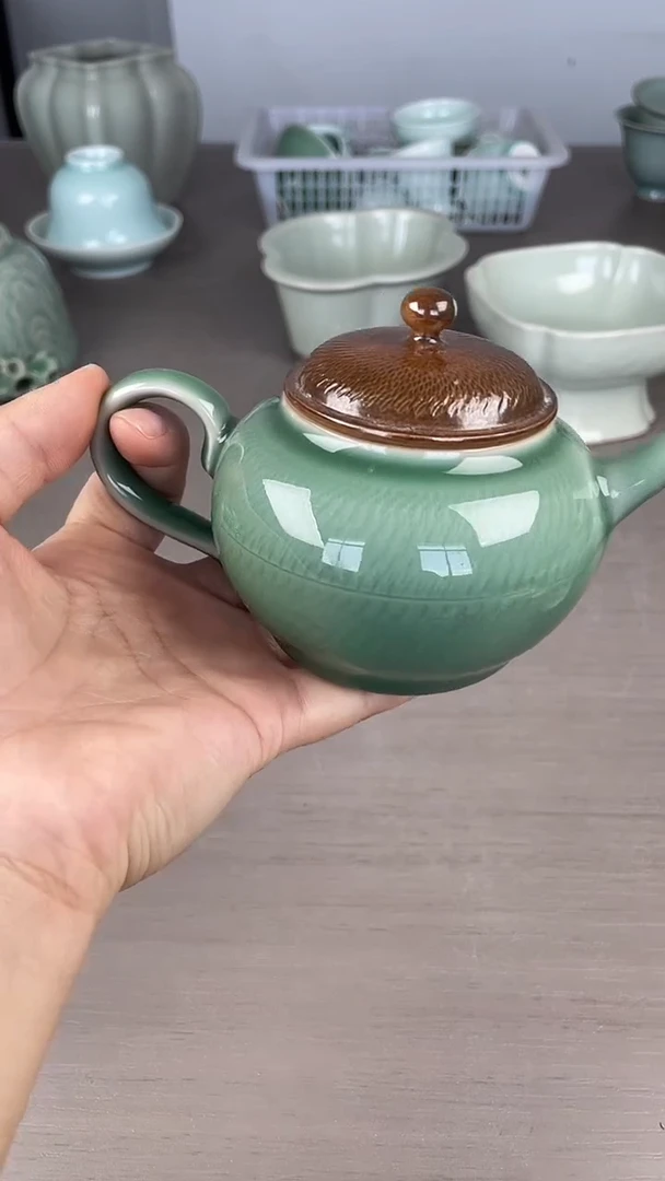 龙泉青瓷福利放漏微微暇
