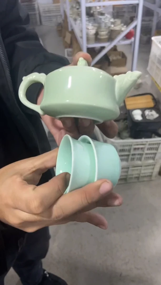 微微瑕疵茶杯茶具盖碗