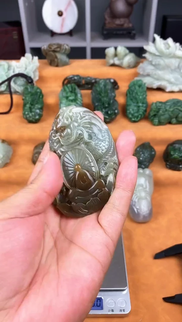 颈饰未镶嵌和田玉1