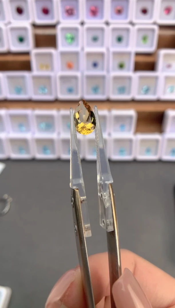 未镶嵌裸石定制绿柱石2.09ct 12051