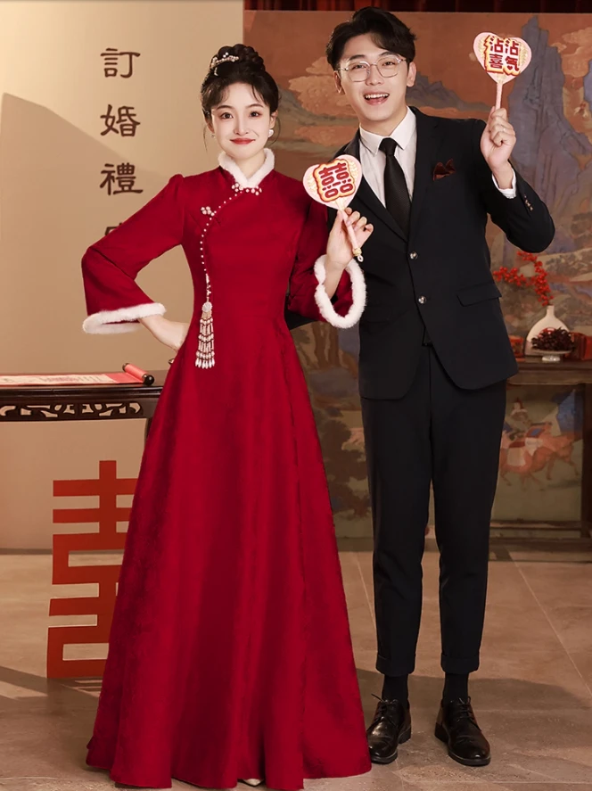 新中式订婚连衣裙高级感加厚冬季2025新款敬酒服新娘结婚礼服